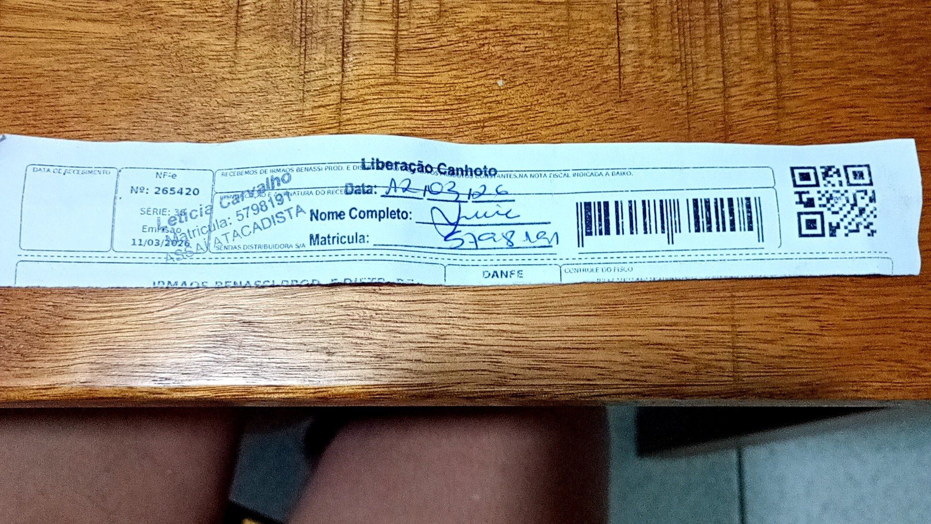 Canhoto 142238793