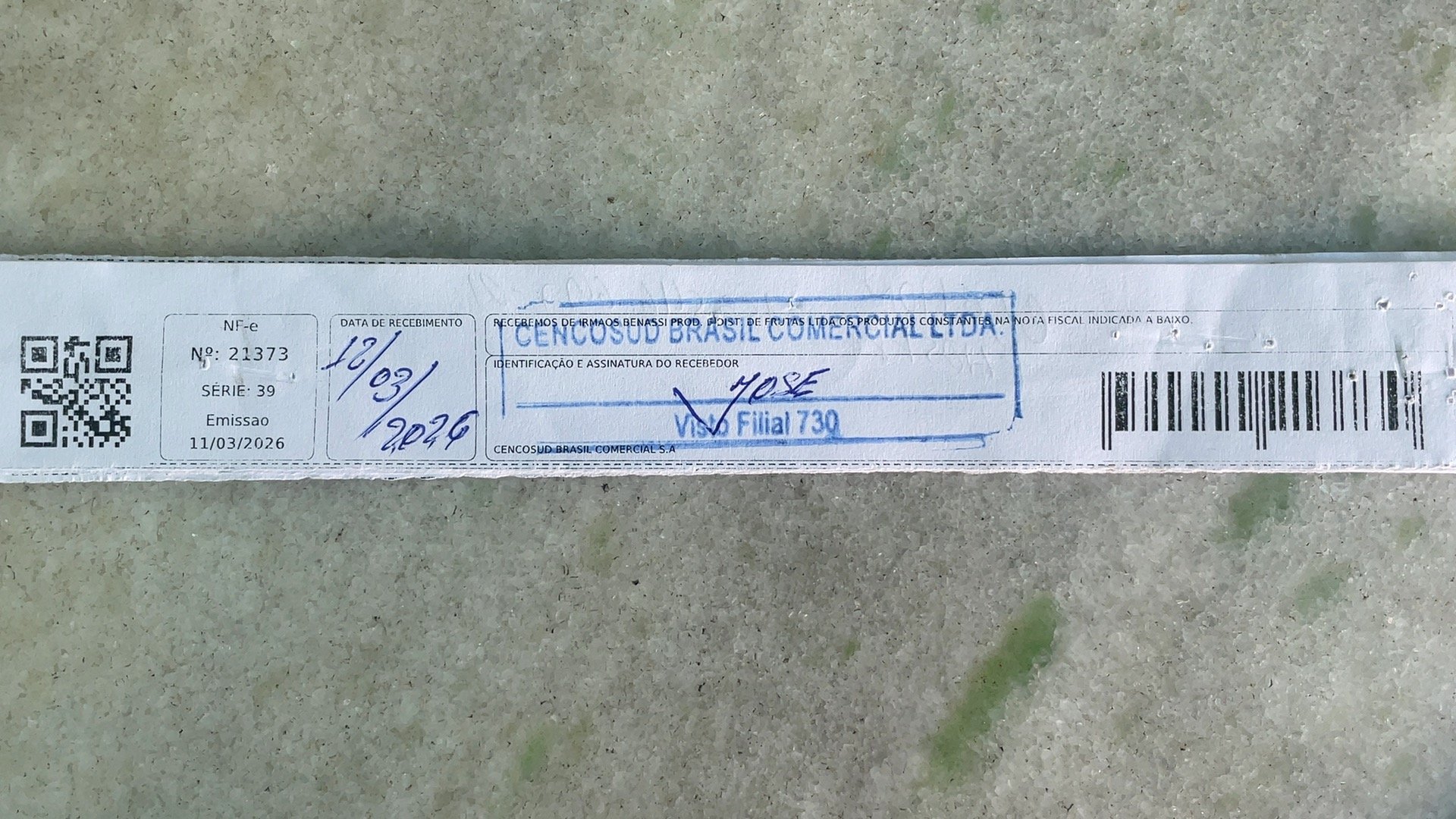 Canhoto 142292393