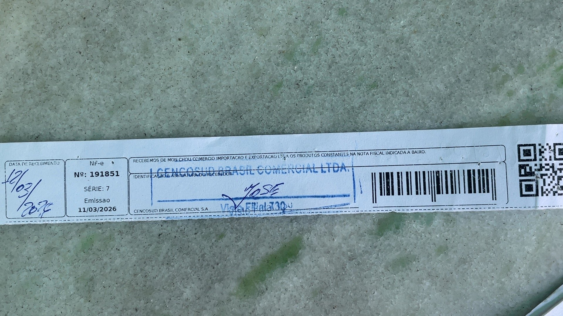 Canhoto 142291893
