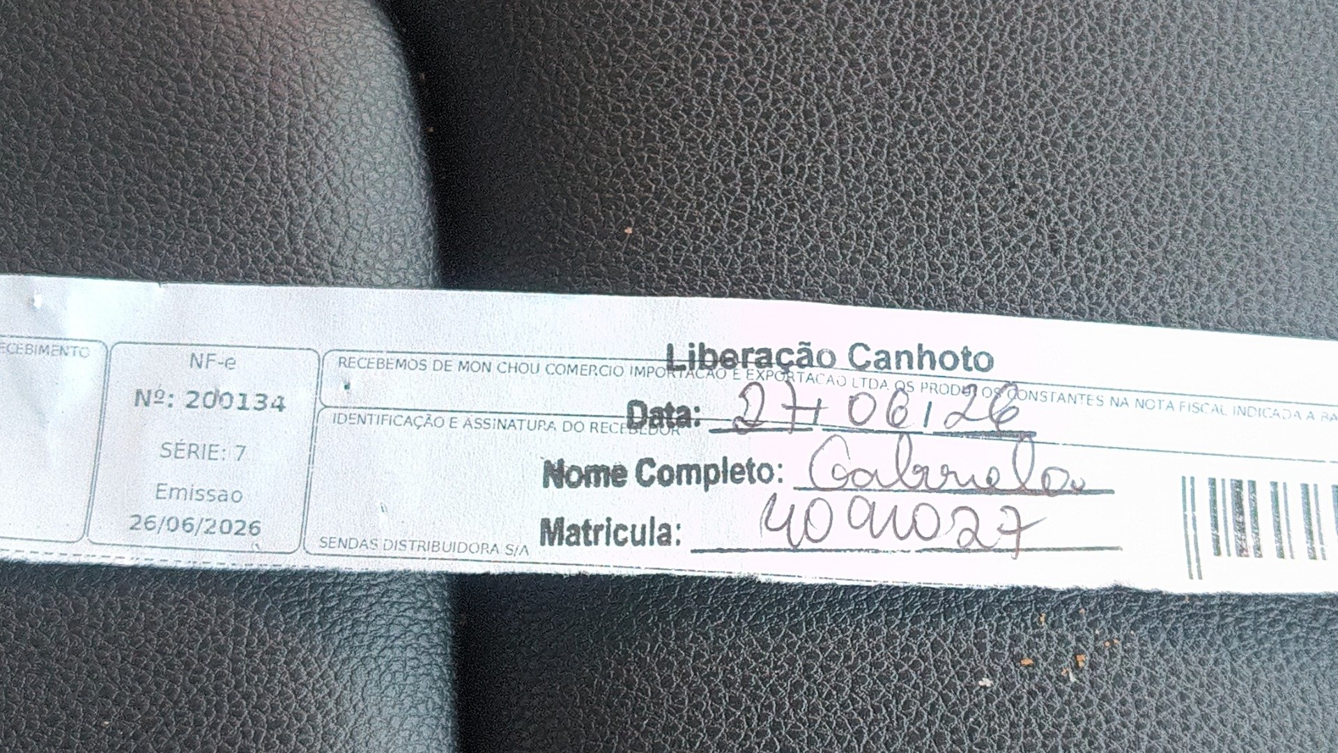 Canhoto 160851893