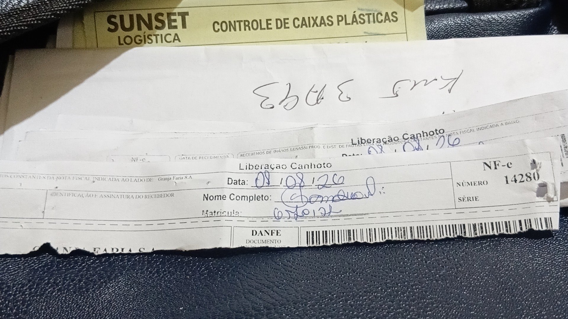 Canhoto 168285193